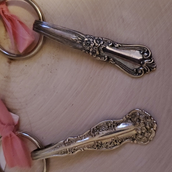 Vagabond House California Vintage Spoon Design Keychains Set 2 NEW - Picture 2 of 5